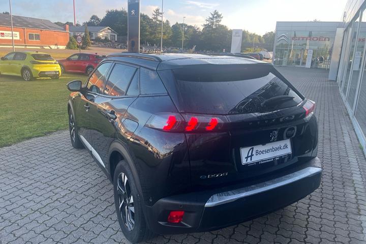 Sort Peugeot e-2008 fra 2022
