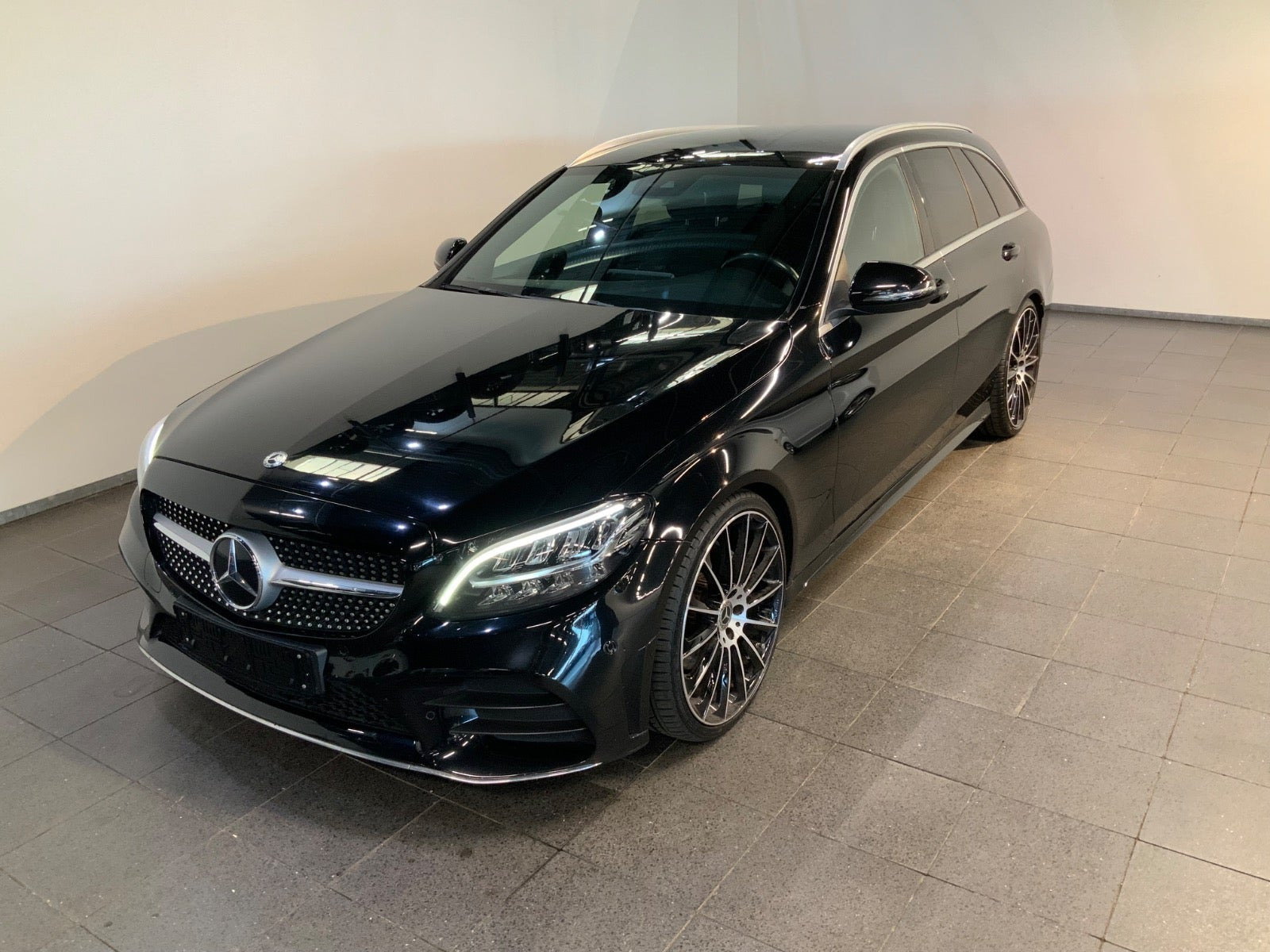 Mercedes C200 1,5 AMG Line stc. aut.