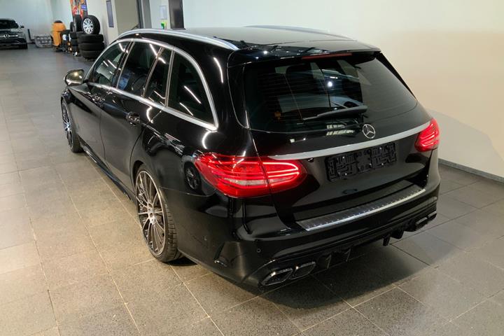 Sort Mercedes C200 fra 2019