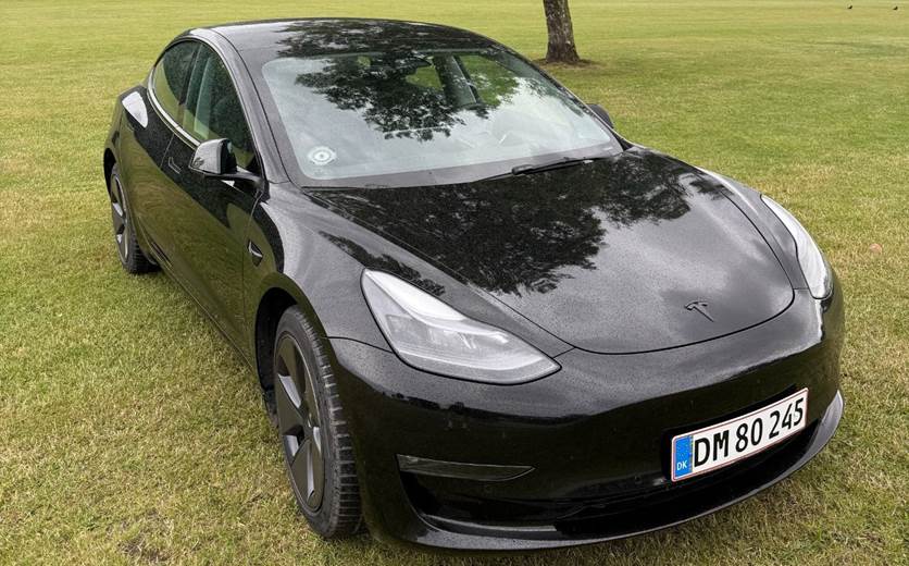 Tesla Model 3 Long Range AWD