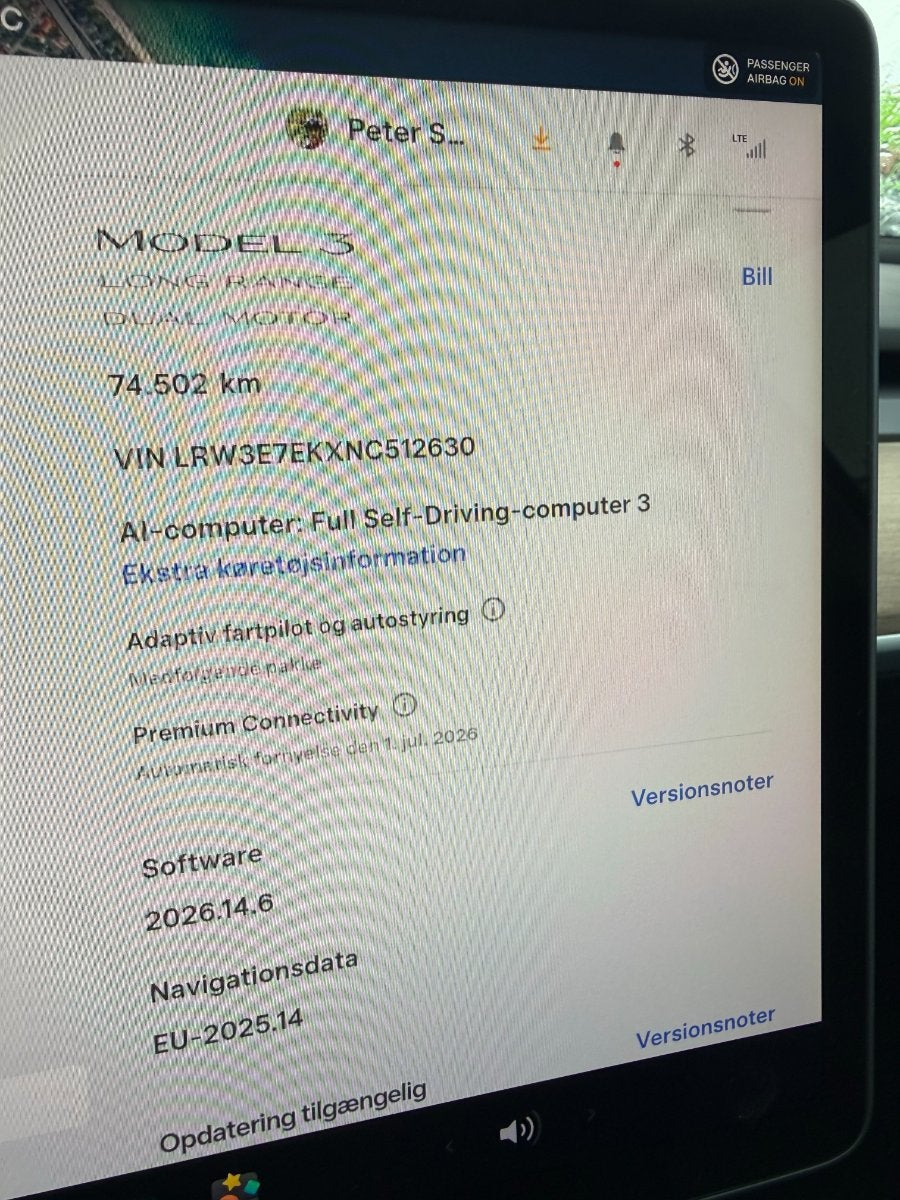 Sort Tesla Model 3 fra 2022