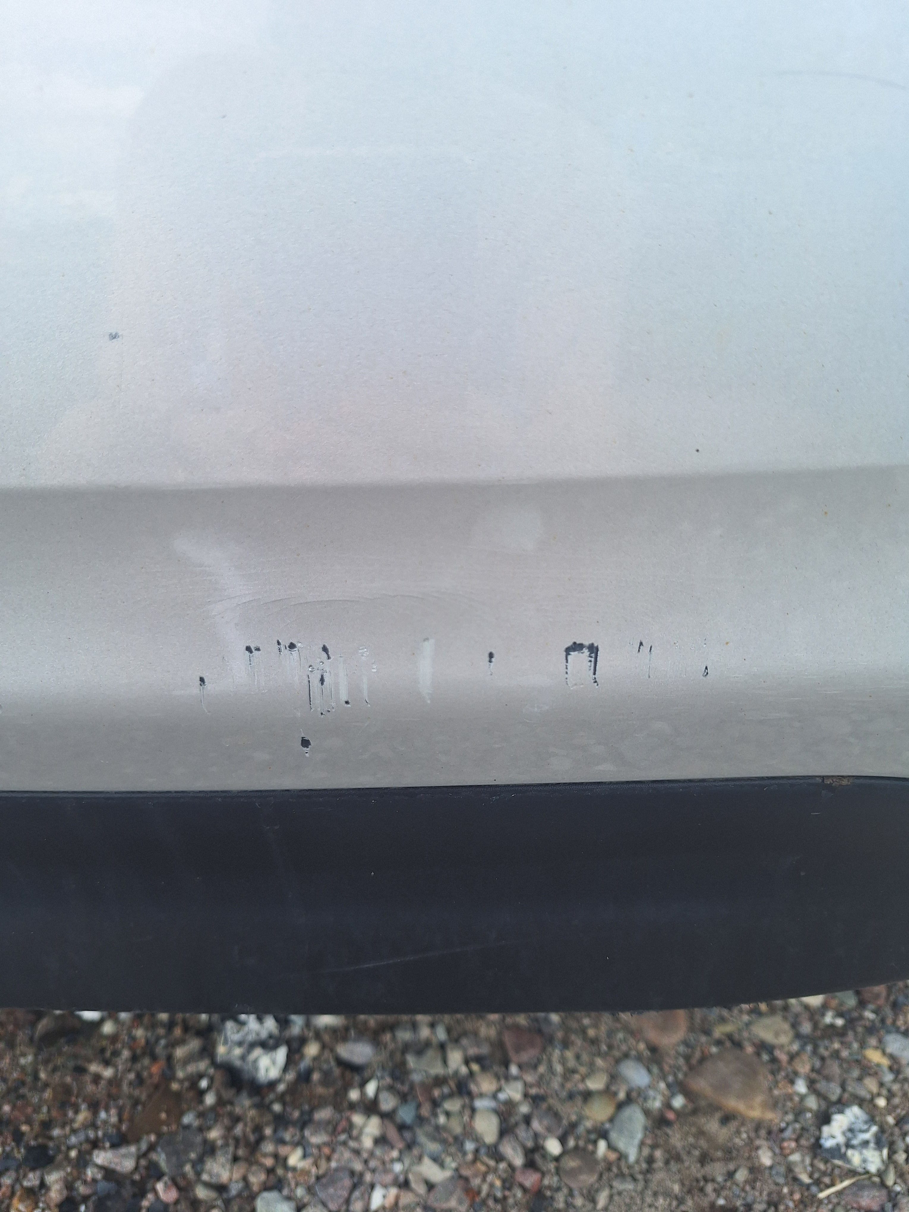 Grå Peugeot 208 fra 2016