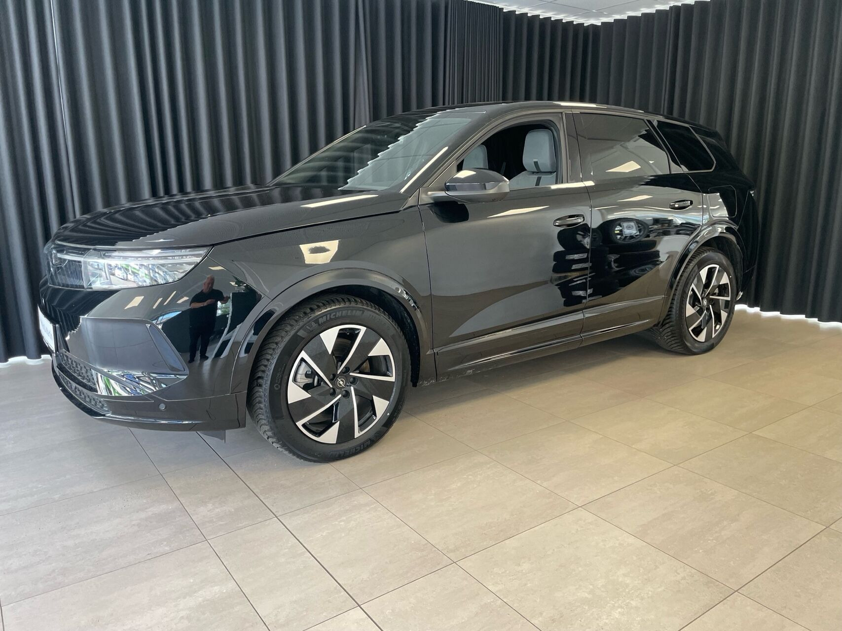 Sort Opel Grandland fra 2025