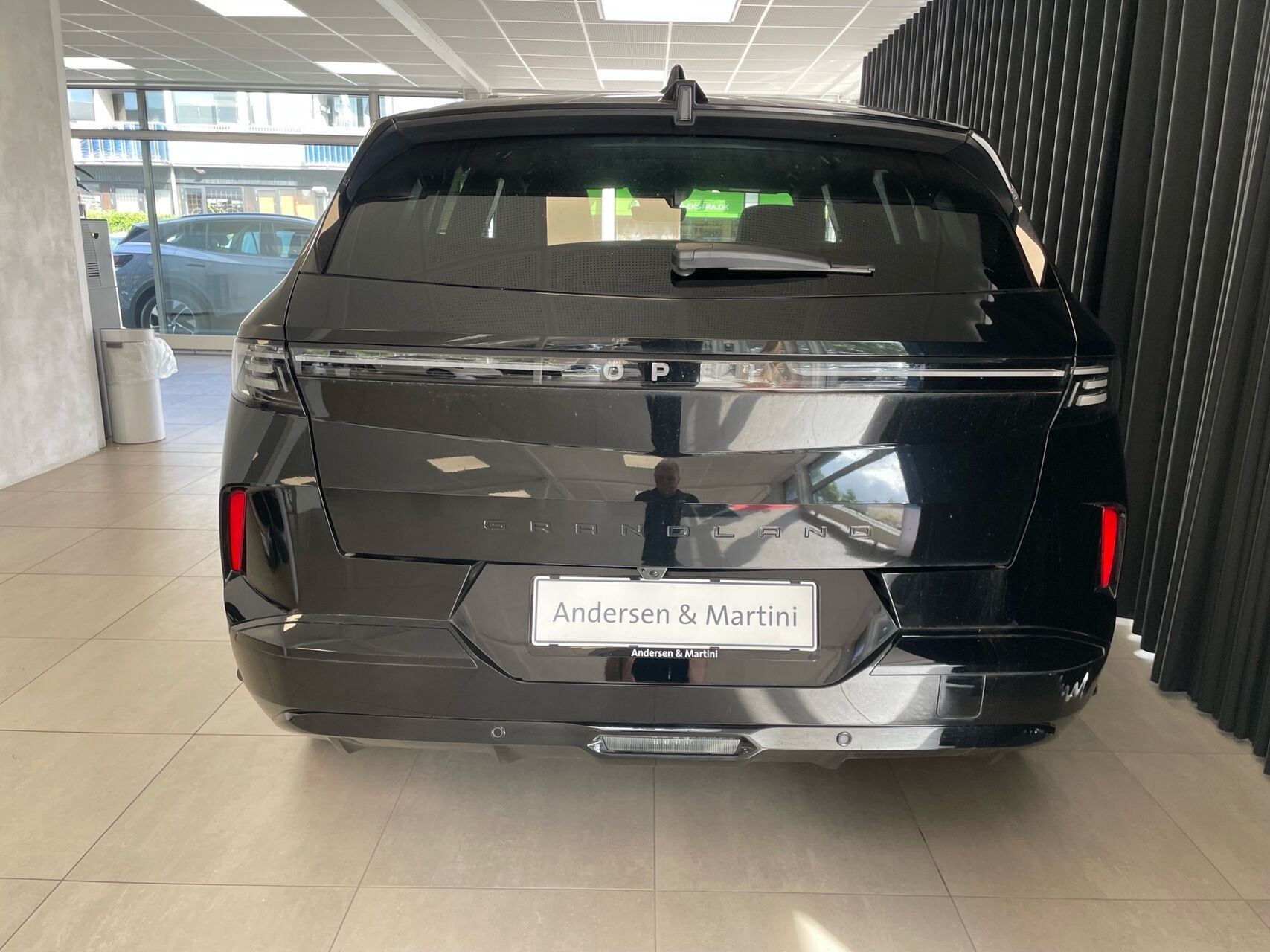 Sort Opel Grandland fra 2025