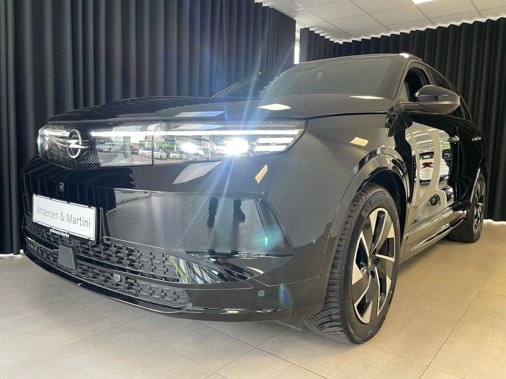 Sort Opel Grandland fra 2025