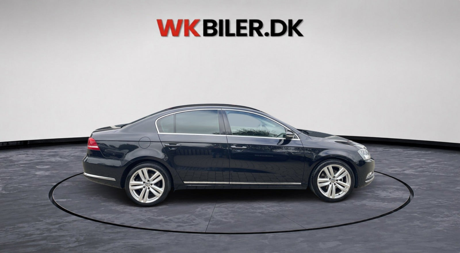 Sort VW Passat fra 2013