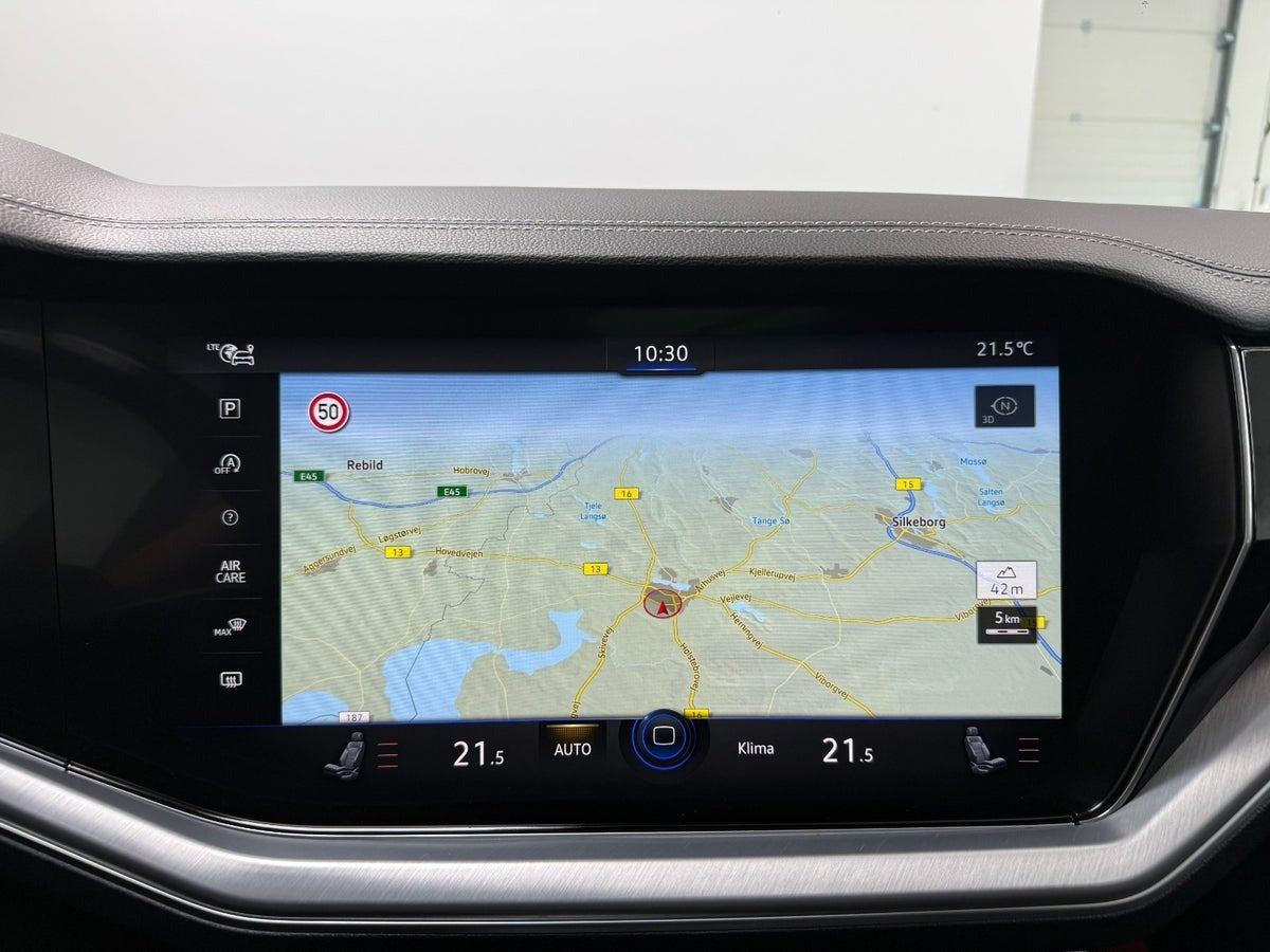 Sort VW Touareg fra 2021