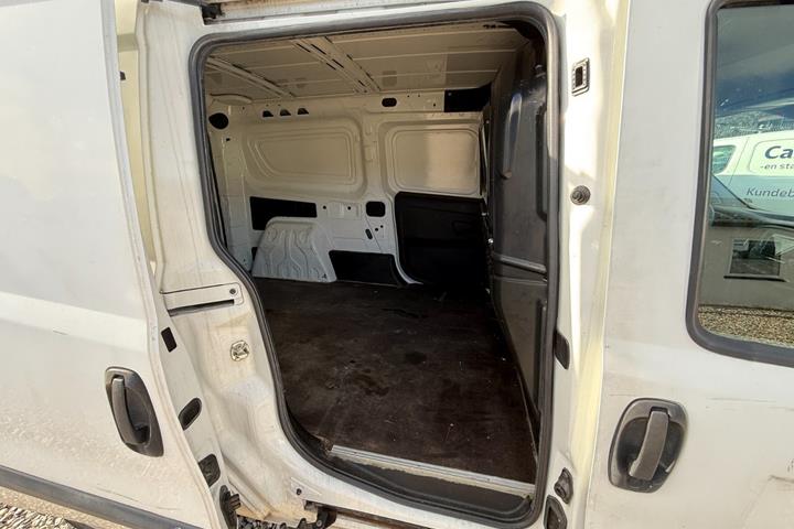 Hvid Fiat Doblò Cargo fra 2015