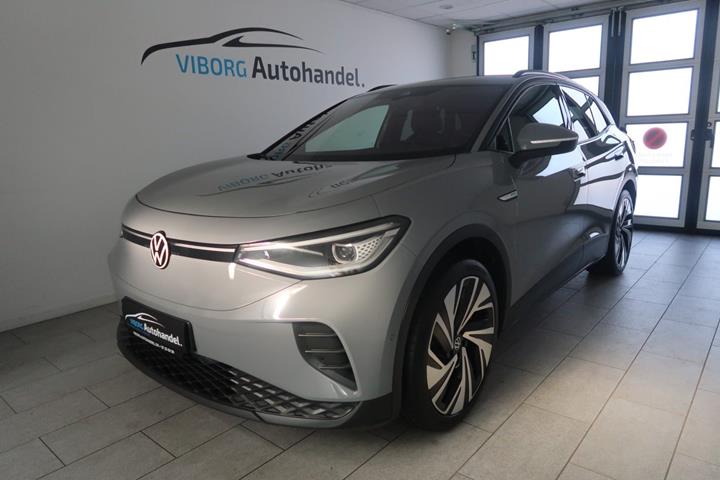 Grå VW ID.4 fra 2023 set udefra
