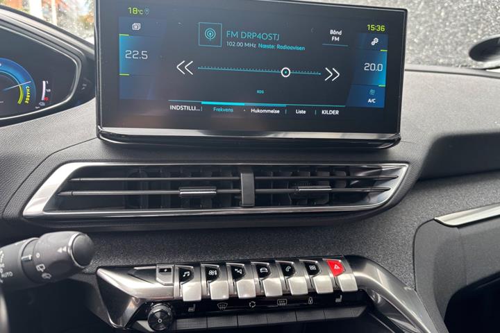 undefined Peugeot 3008 fra 2021