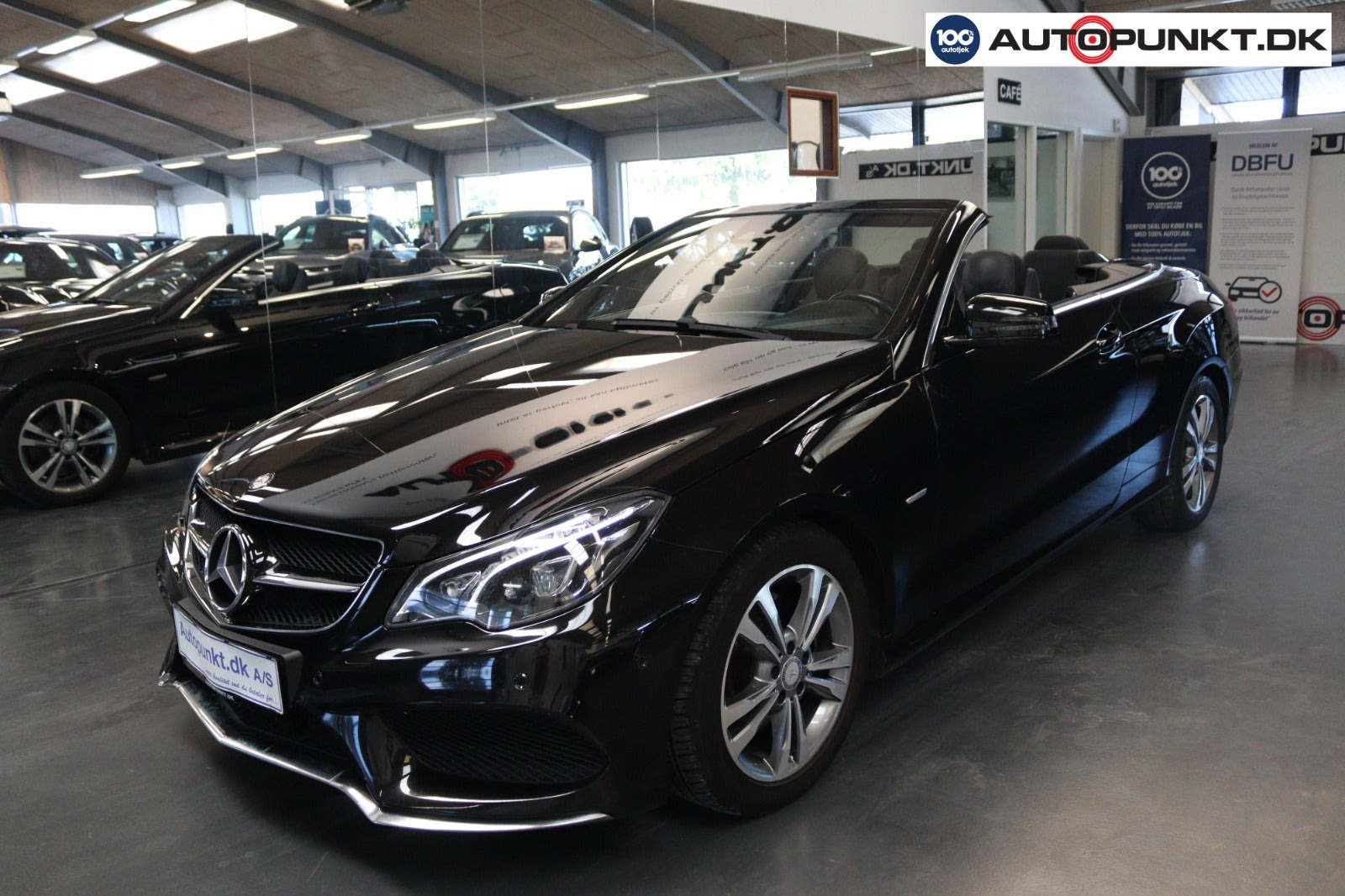 Sort Mercedes E350 d fra 2016