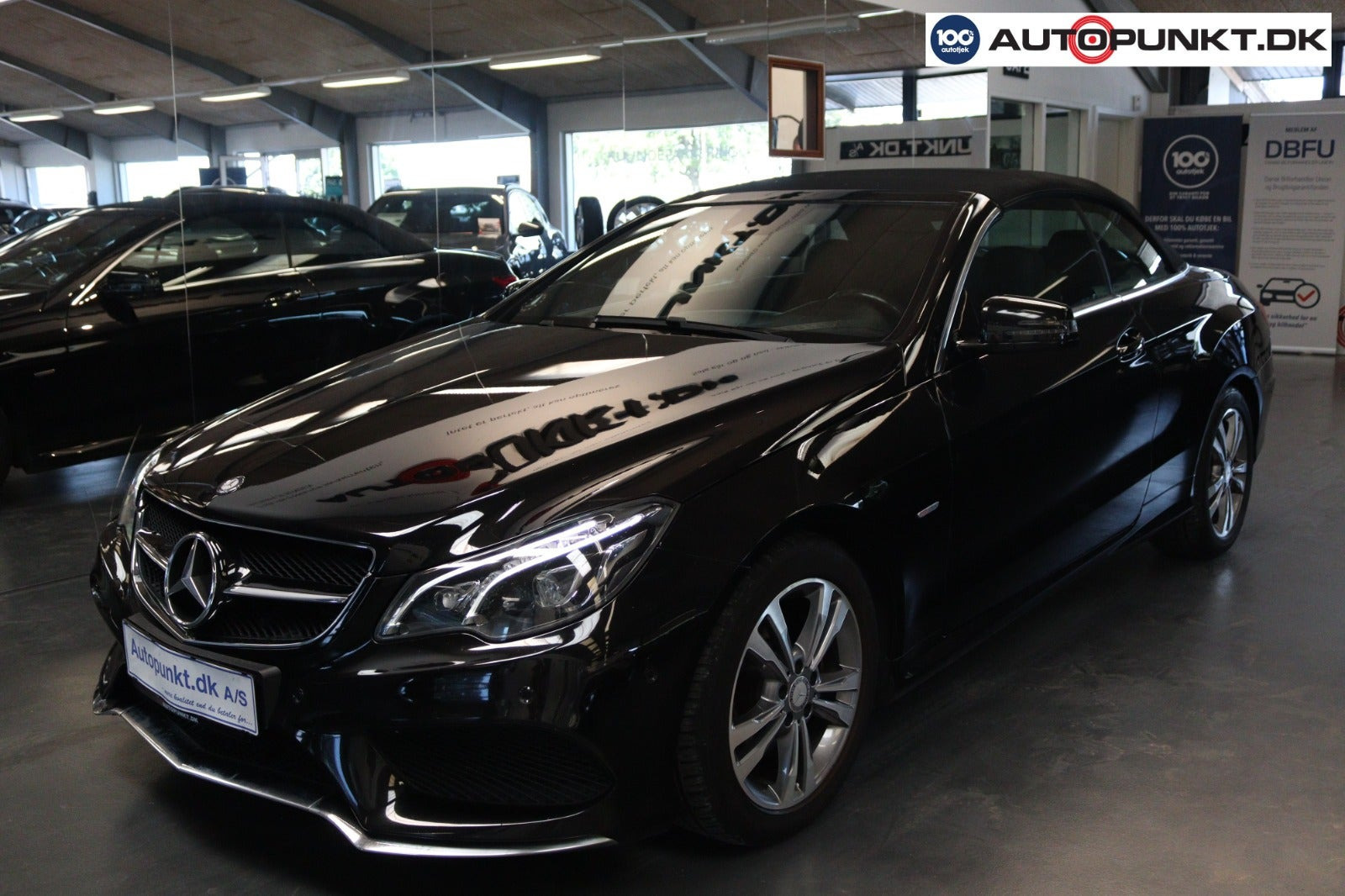 Sort Mercedes E350 d fra 2016