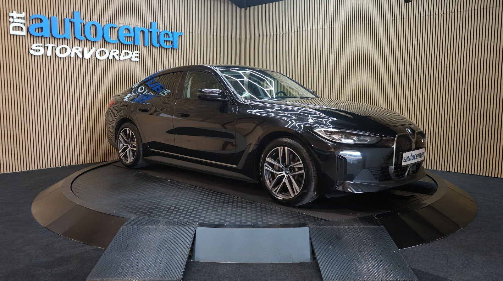 BMW i4 eDrive40