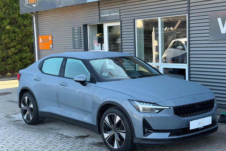 Grå Polestar 2 fra 2023