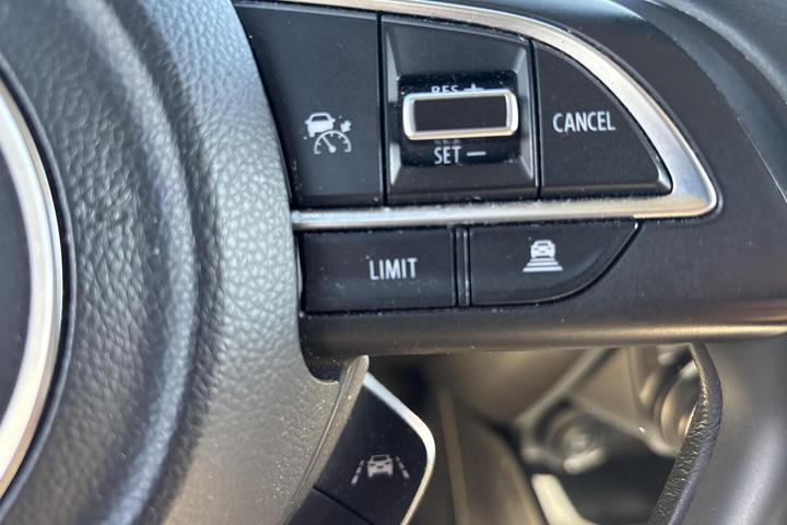 Sort Suzuki Swift fra 2023