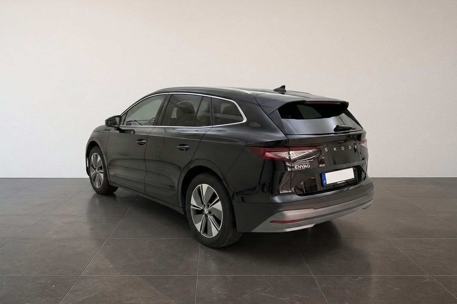 Sort Skoda Enyaq fra 2023