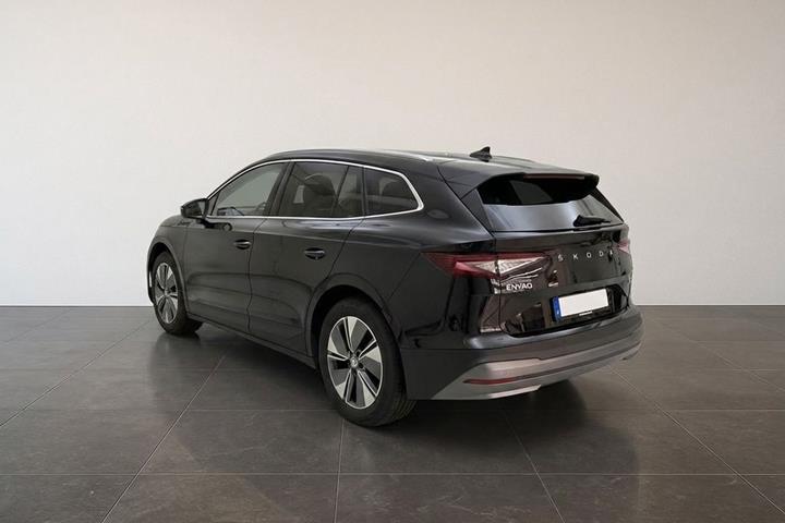 Sort Skoda Enyaq fra 2023