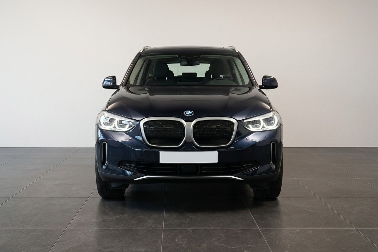 Sort BMW iX3 fra 2021