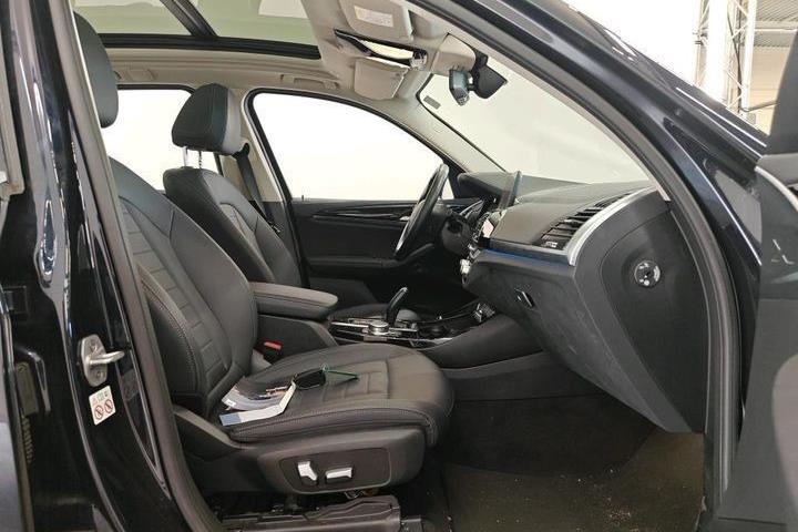 Sort BMW iX3 fra 2021