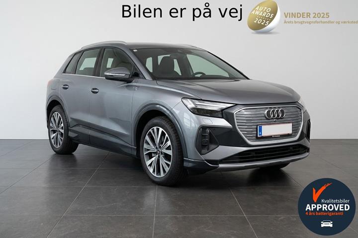 Grå Audi Q4 fra 2022