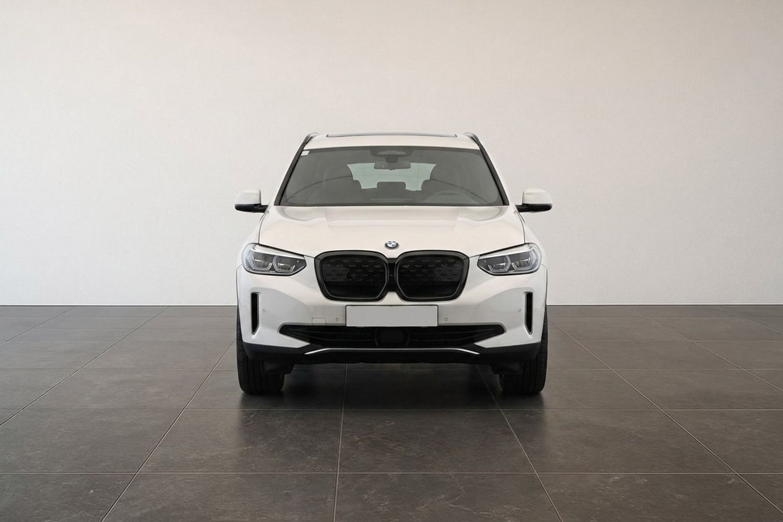 Hvid BMW iX3 fra 2022