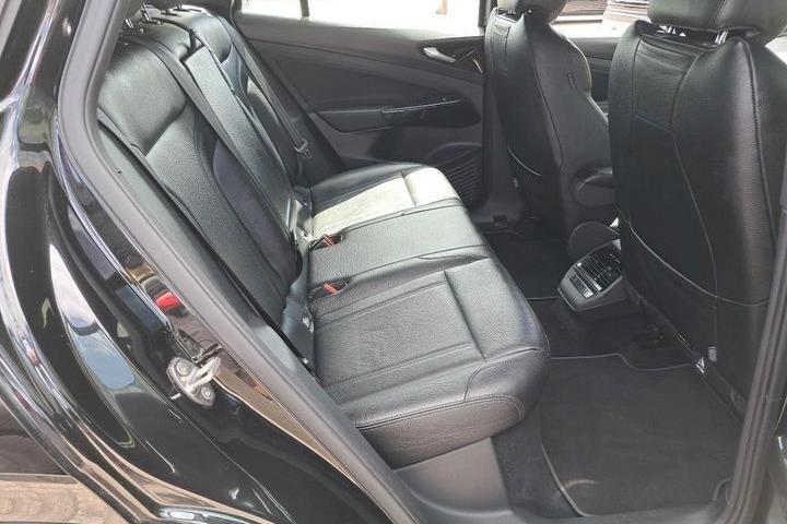 Sort VW ID.4 fra 2023