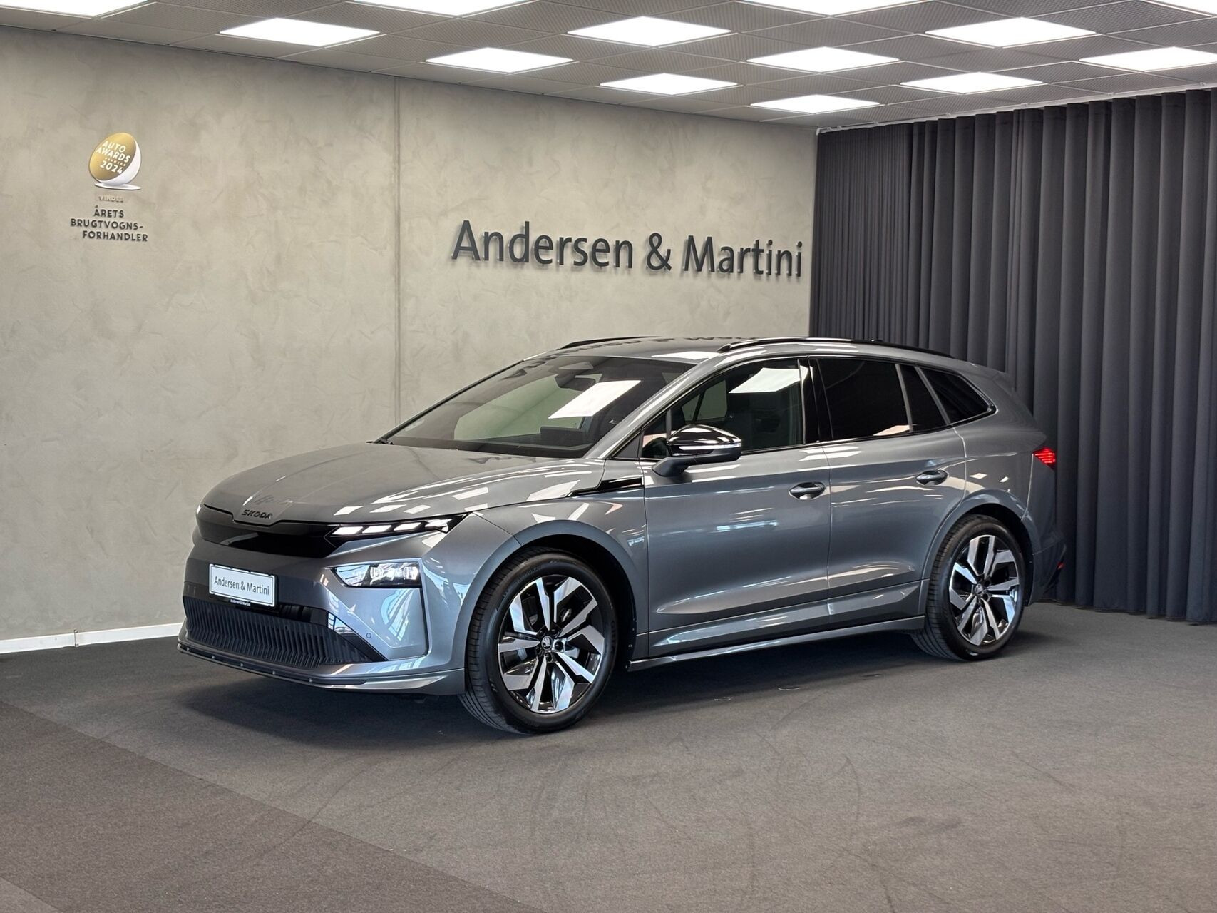 Grå Skoda Enyaq fra 2026