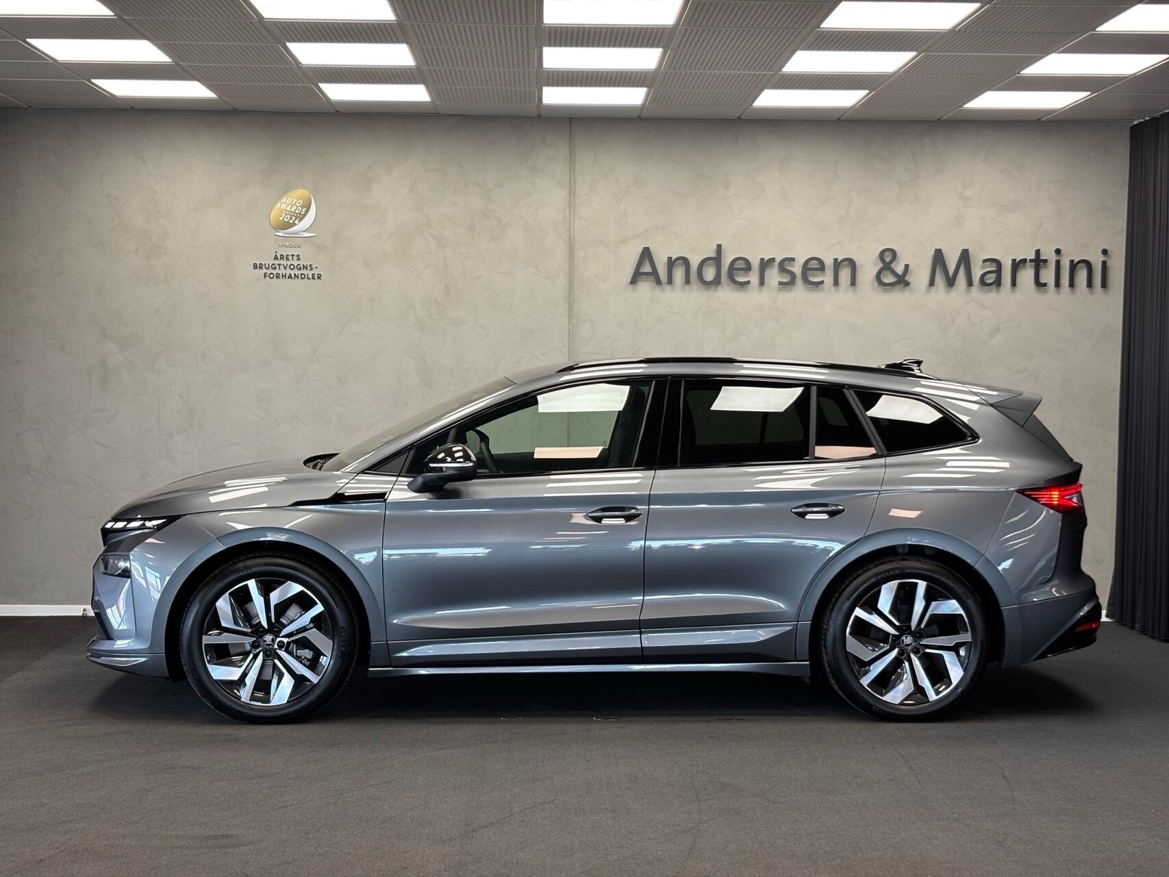 Grå Skoda Enyaq fra 2026