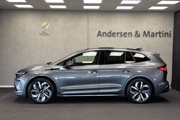 Grå Skoda Enyaq fra 2026
