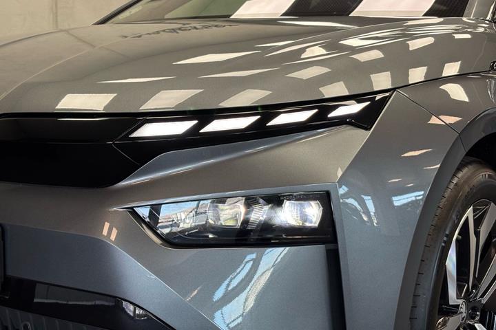 Grå Skoda Enyaq fra 2026
