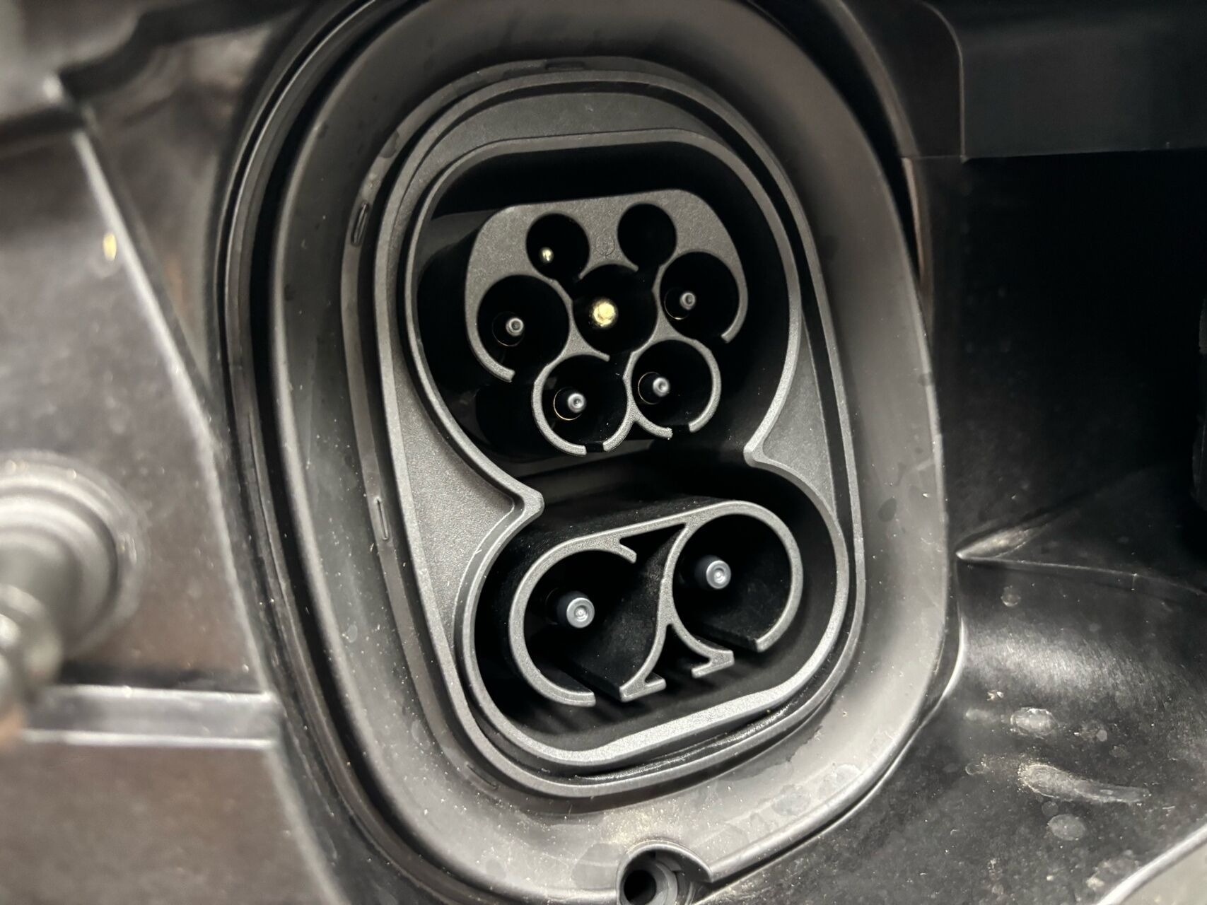 Grå Skoda Enyaq fra 2026