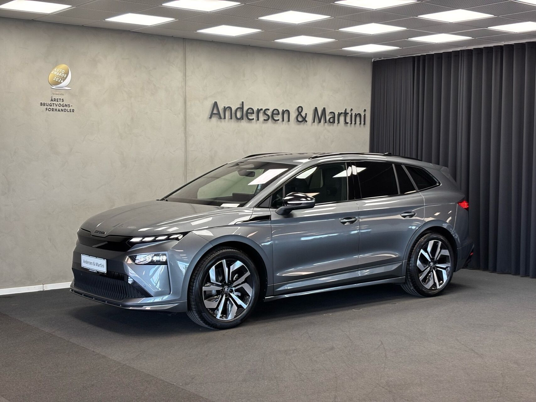 Grå Skoda Enyaq fra 2026