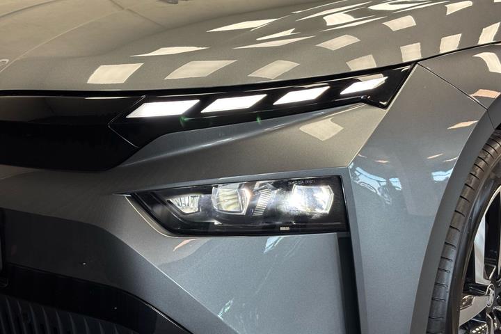 Grå Skoda Enyaq fra 2026