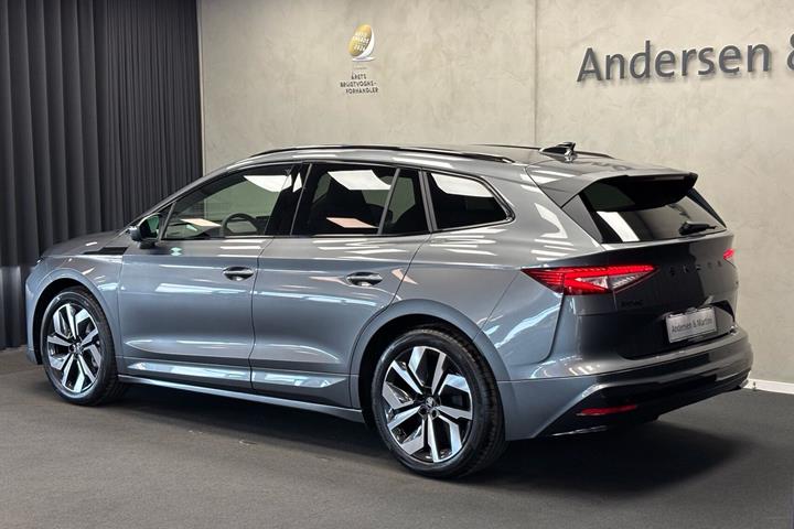 Grå Skoda Enyaq fra 2026