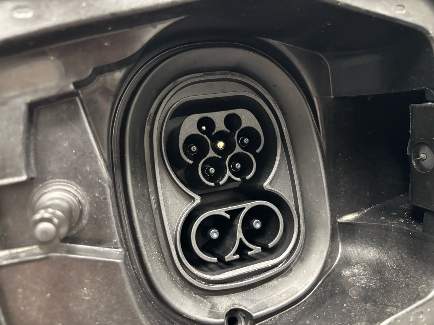 Grå Skoda Enyaq fra 2026