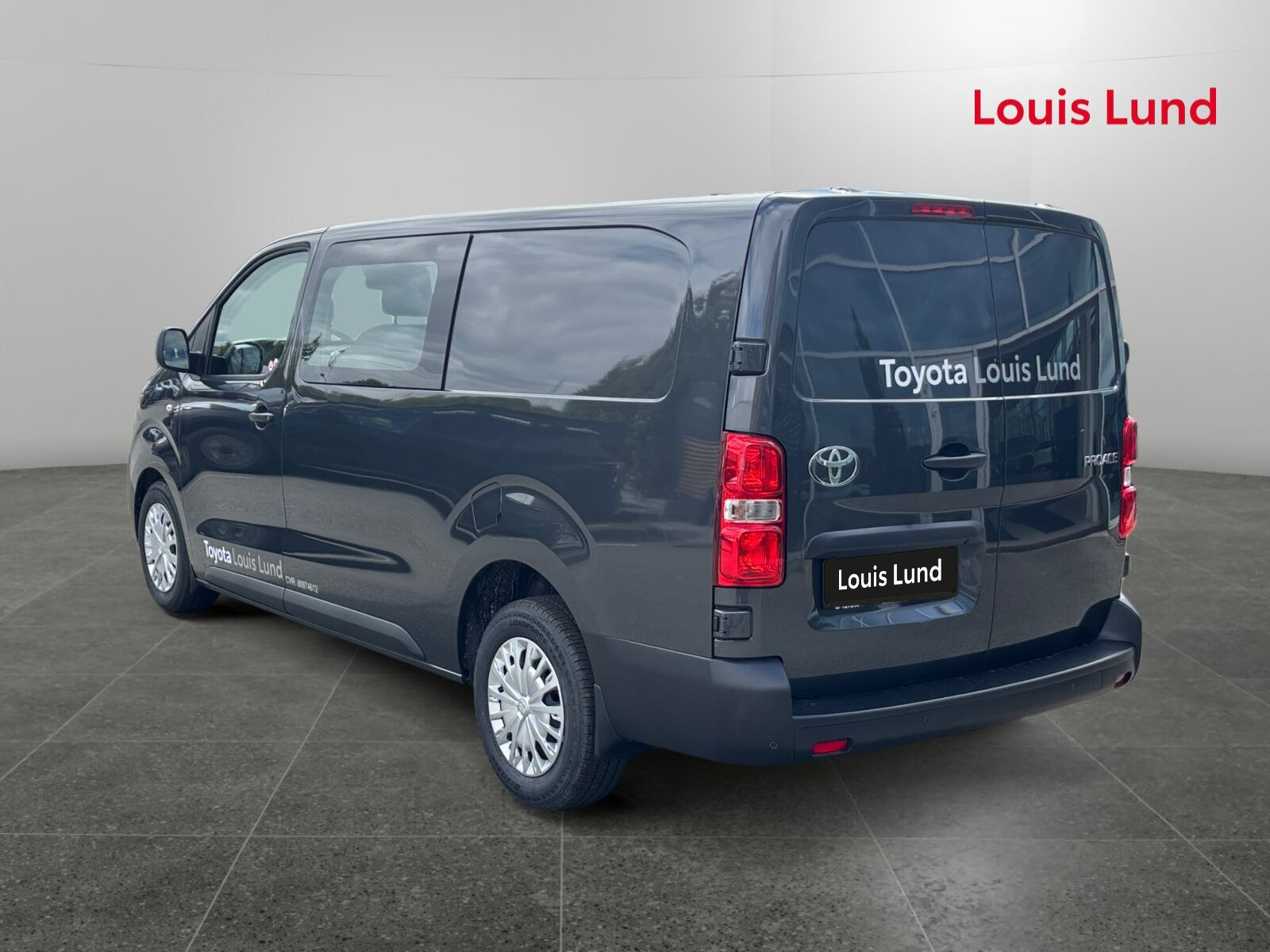 Grå Toyota ProAce fra 2026