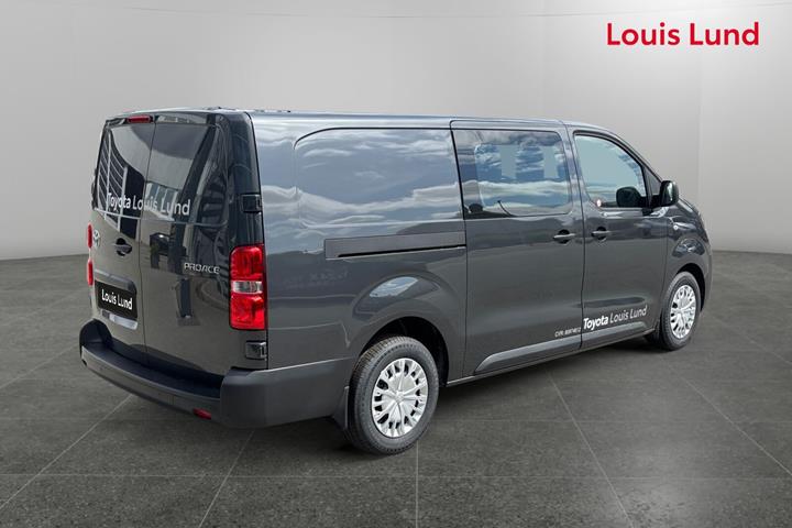Grå Toyota ProAce fra 2026