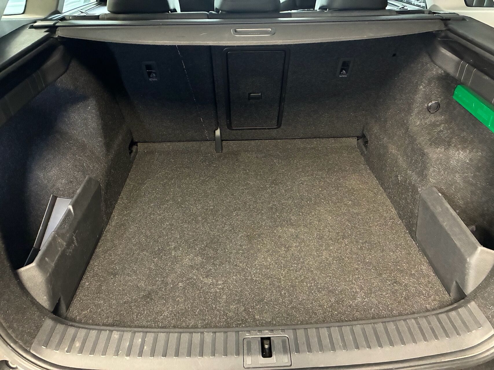 Sort Skoda Enyaq fra 2024