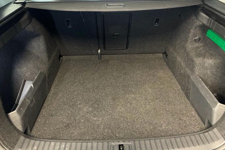 Sort Skoda Enyaq fra 2024