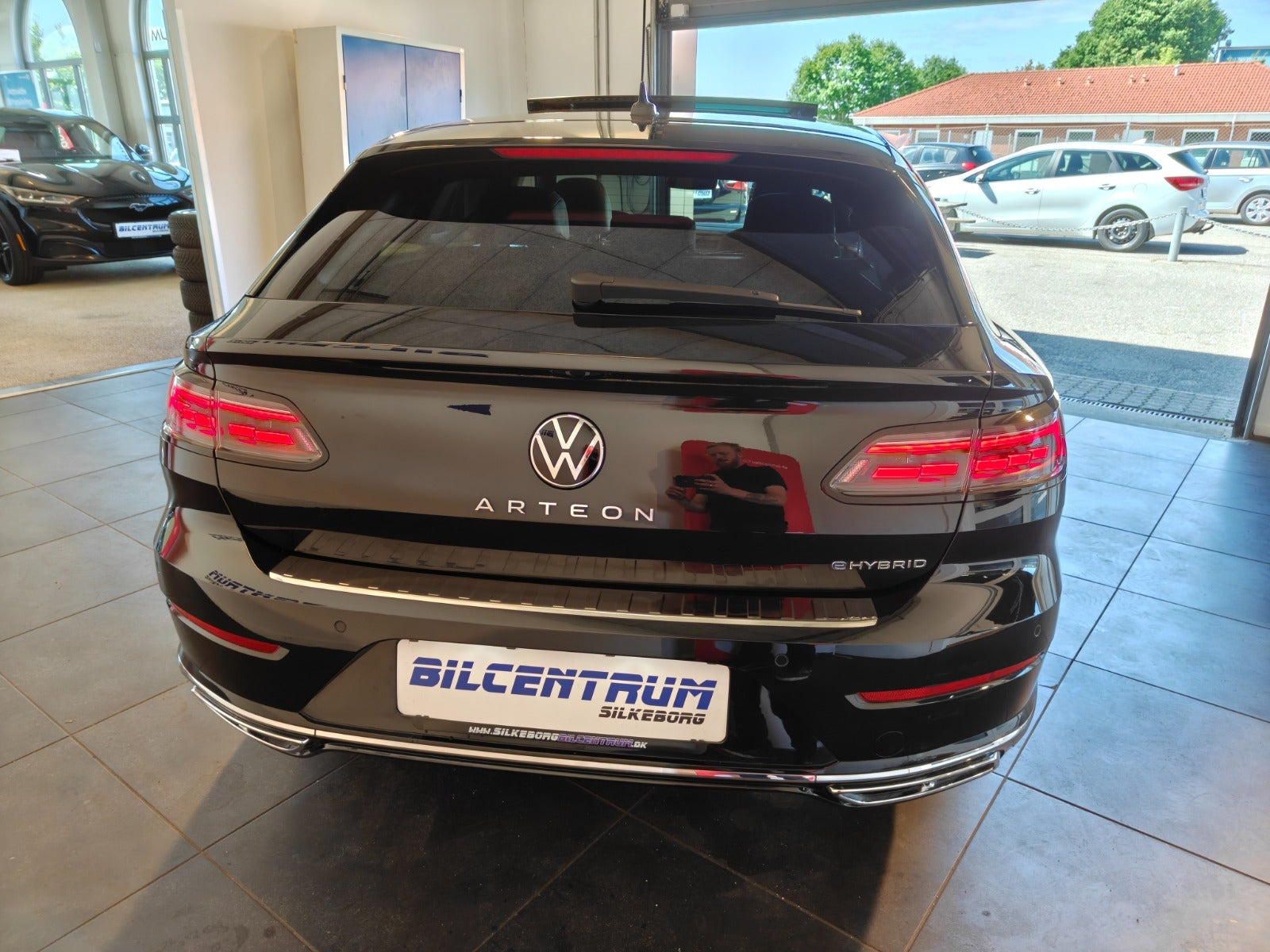 Sort VW Arteon fra 2022