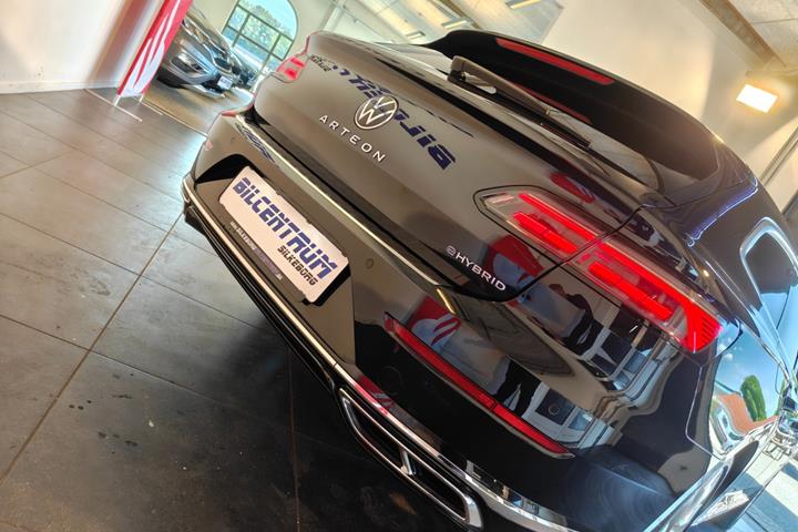 Sort VW Arteon fra 2022