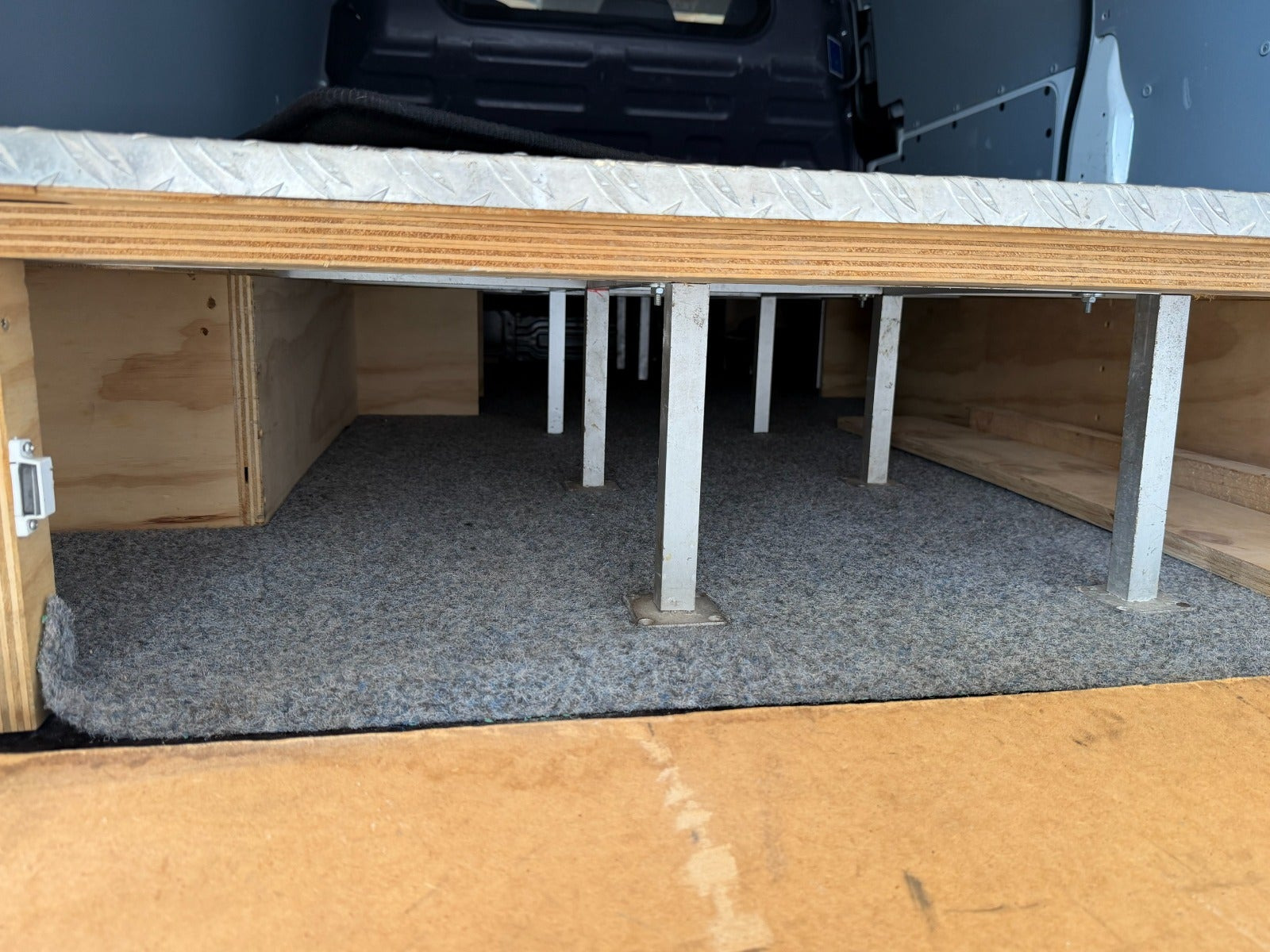 Hvid Mercedes Vito 114 fra 2015
