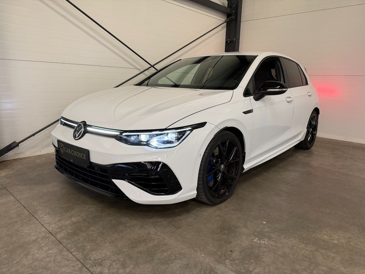VW Golf VIII 2,0 R DSG 4Motion