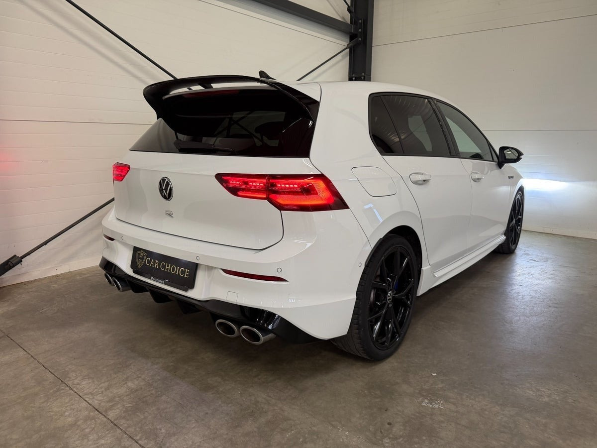 Hvid VW Golf VIII fra 2022