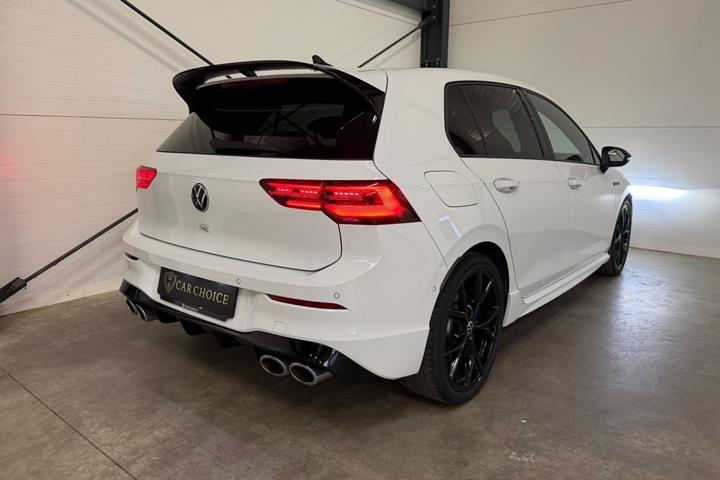Hvid VW Golf VIII fra 2022