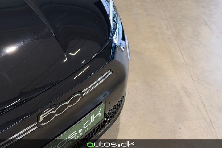 Sort Fiat 500e fra 2023