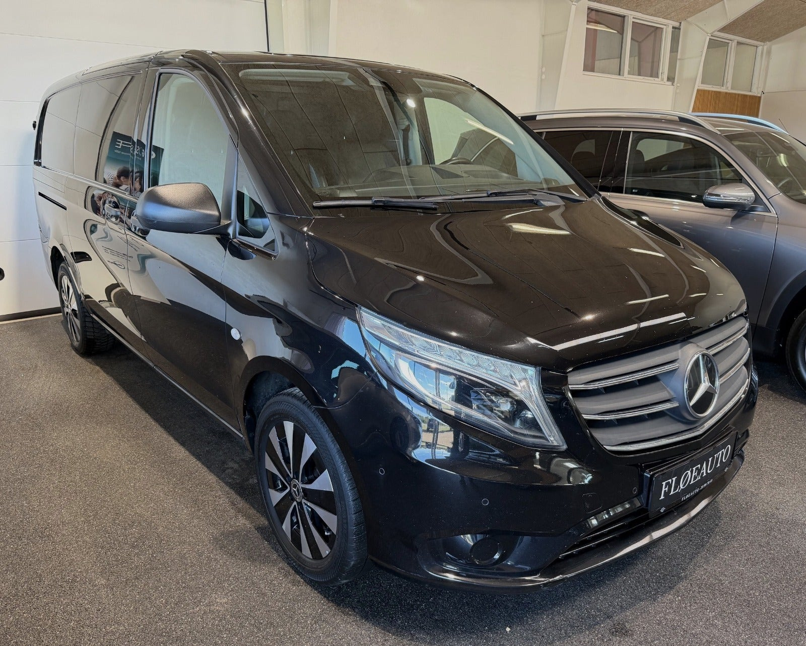 Mercedes Vito 119 2,0 CDi Kassevogn aut. L RWD