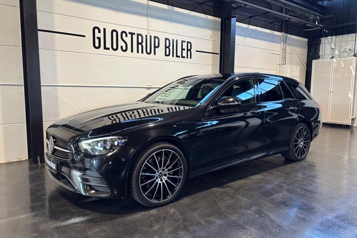 Sort Mercedes E300 de fra 2021