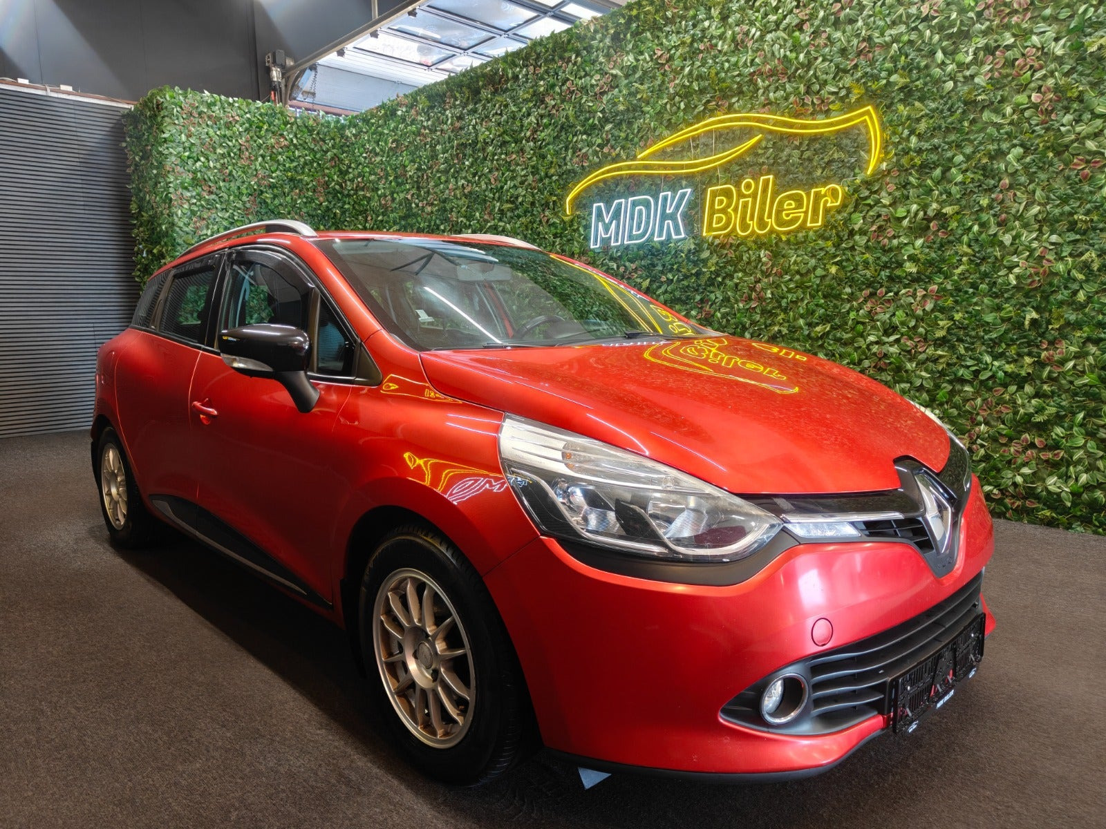 Renault Clio IV 1,2 16V Authentique Sport Tourer