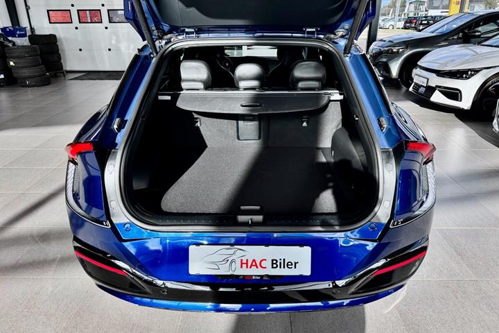 Blå Kia EV6 fra 2024